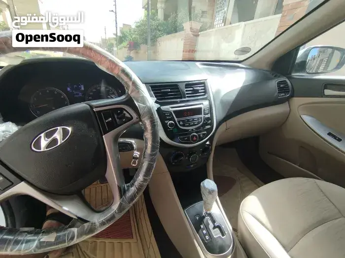Hyundai Accent 2016 photo 2