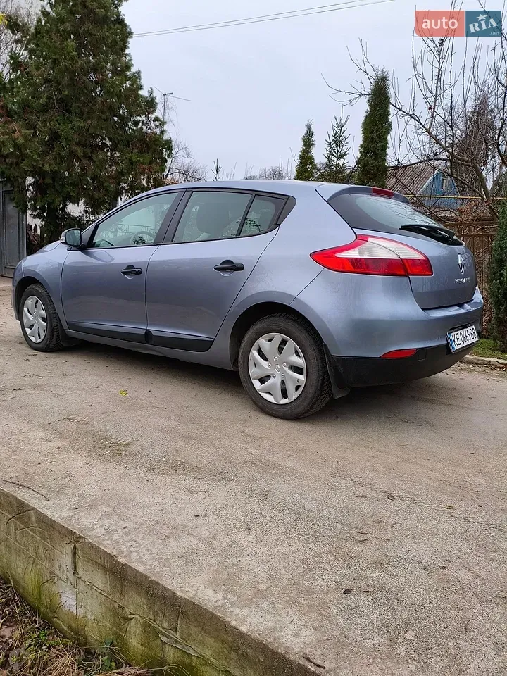 Renault Megane 2010 photo 5