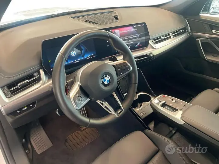 BMW X1 2023 photo 3