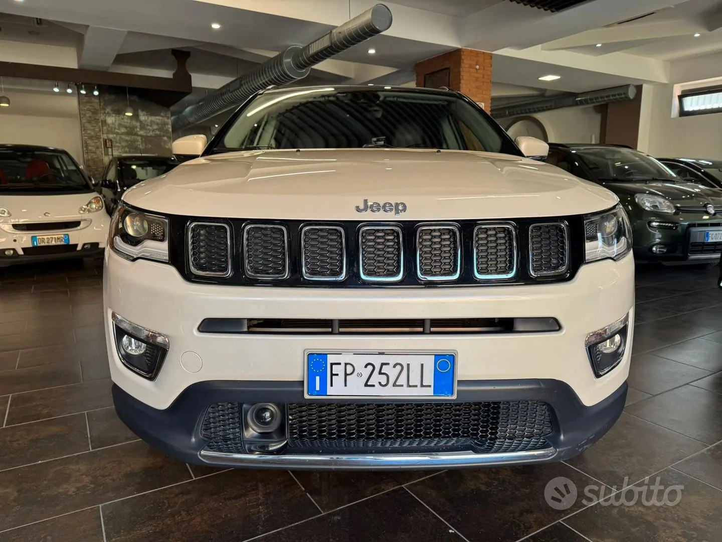 Jeep Compass 2018 photo 2