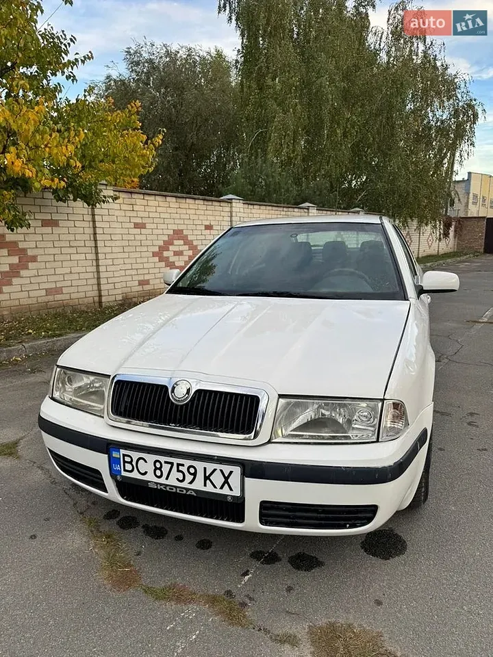 Skoda Octavia 2010 photo 4