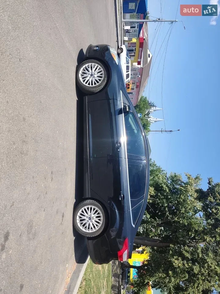 Ford Focus 2011 photo 3