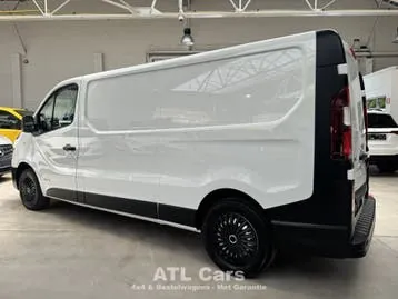 Renault Trafic 2017 photo 3