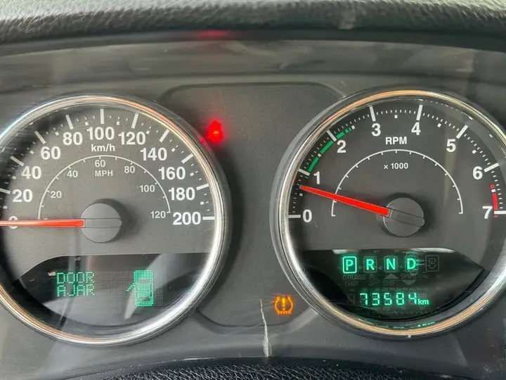 Jeep Wrangler Unlimited 2015 photo 2