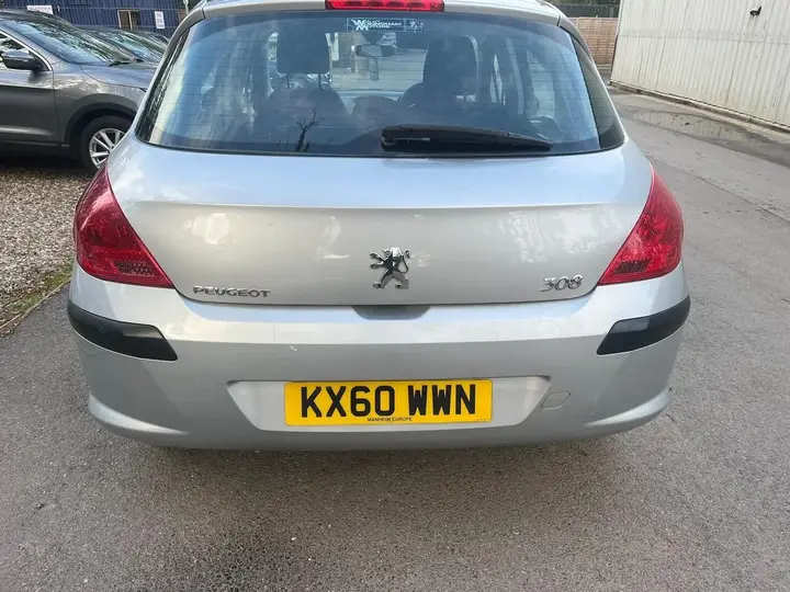 Peugeot 308 2010 photo 4