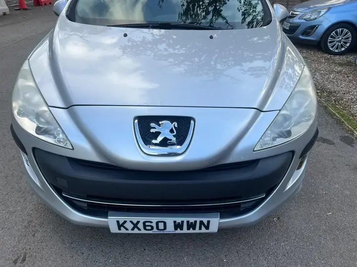 Peugeot 308 2010 photo 5