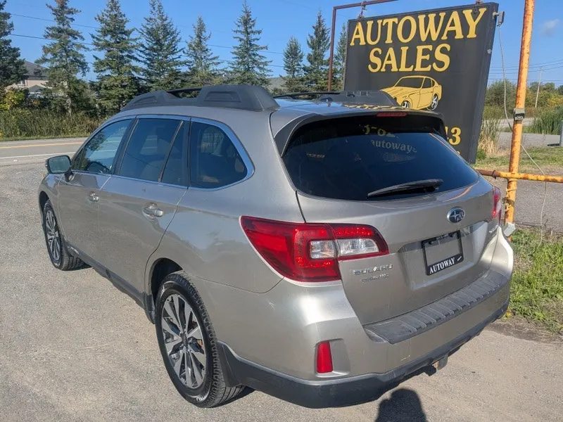 Subaru Outback 2015 photo 3