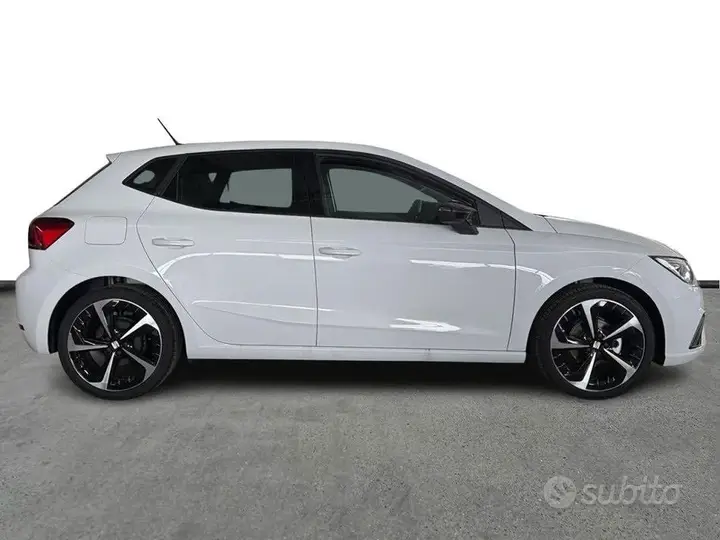 Seat Ibiza 2025 photo 3