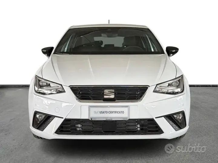 Seat Ibiza 2025 photo 2