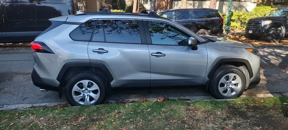 Toyota Rav4 2020 photo 3