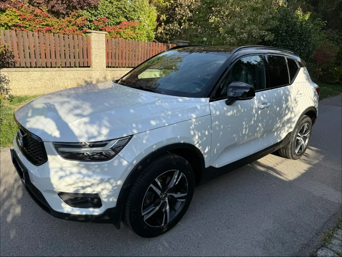 Volvo Xc40 2019 photo 2