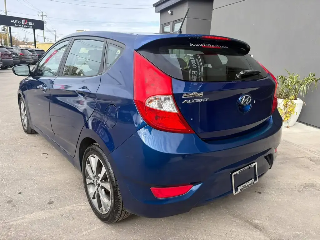 Hyundai Accent 2017 photo 3