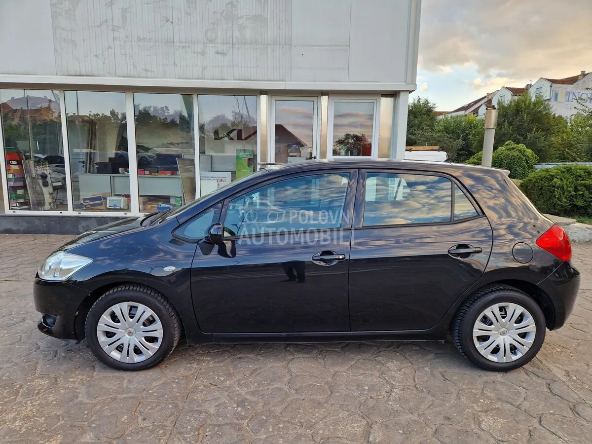 Toyota Auris 2008 photo 3