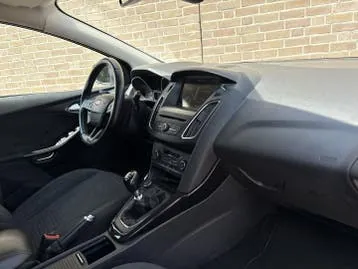 Ford Focus 2015 photo 3