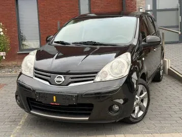 Nissan Micra 2012 photo 2