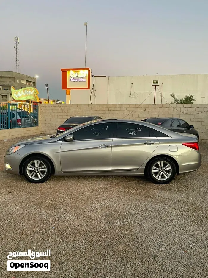Hyundai Sonata 2011 photo 3