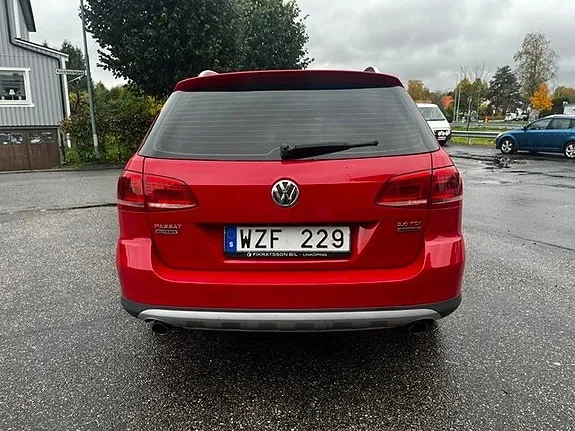 Volkswagen Passat Alltrack 2013 photo 2