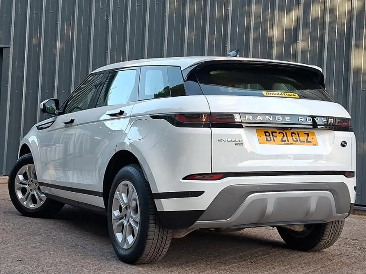 Land Rover Range Rover Evoque 2021 photo 2