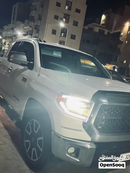 Toyota Tundra 2016 photo 2