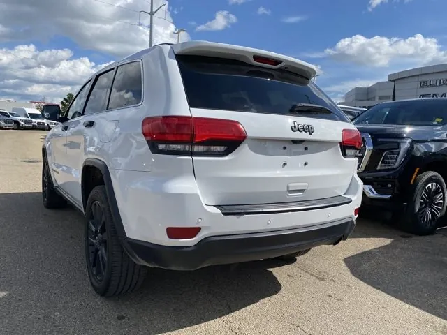 Jeep Grand Cherokee 2017 photo 3
