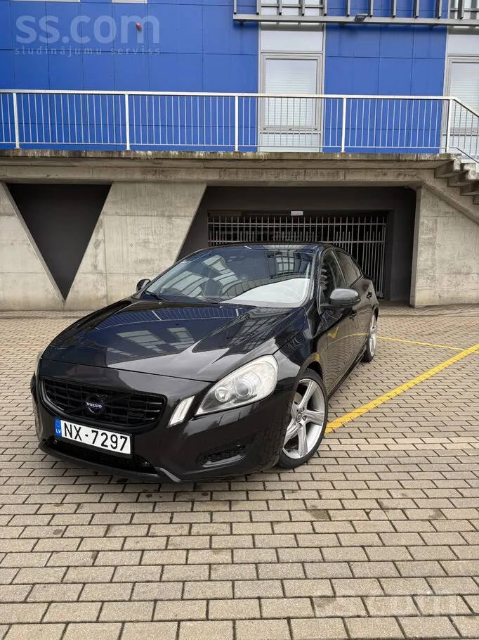 Volvo S60