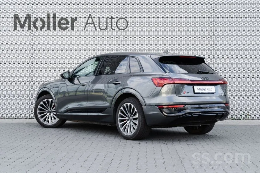 Audi Q8 E-Tron 2024 photo 3