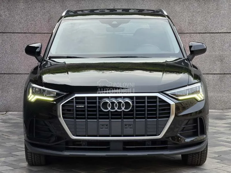 Audi Q3 2023 photo 3