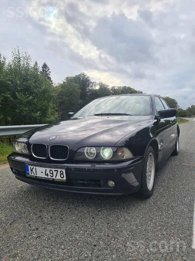 BMW 520 2001 photo 2