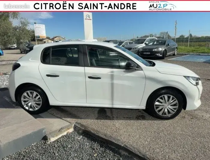 Peugeot 208 2022 photo 4