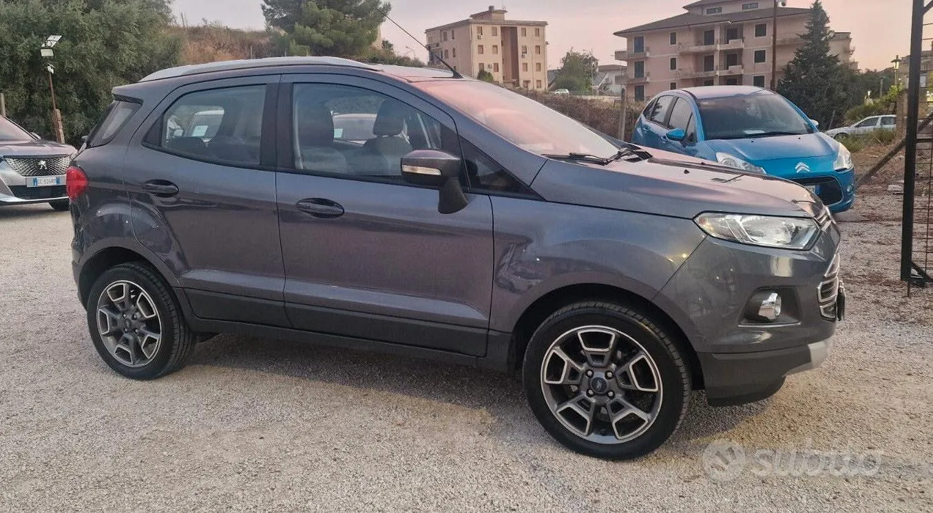 Ford Ecosport 2015 photo 4