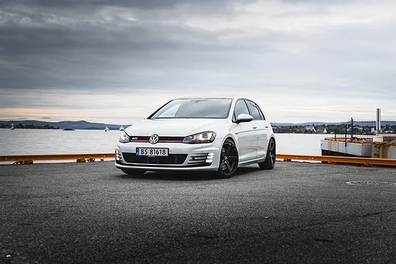 Volkswagen Golf Vii 2014 photo 3