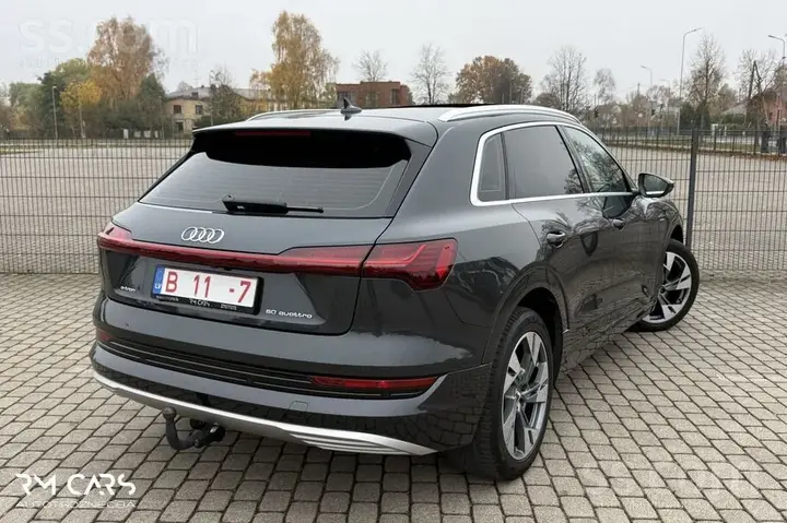 Audi E-Tron 2020 photo 4
