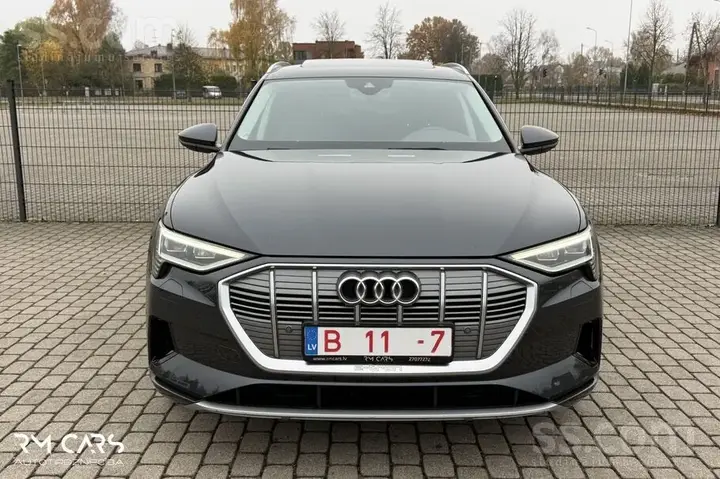 Audi E-Tron 2020 photo 5