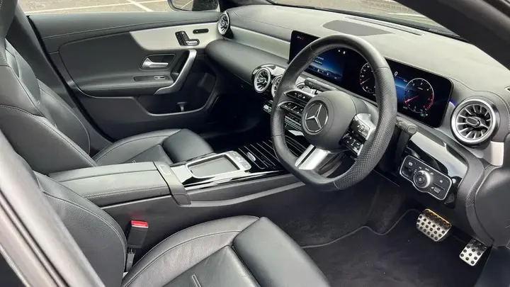Mercedes-Benz Cla 2024 photo 3