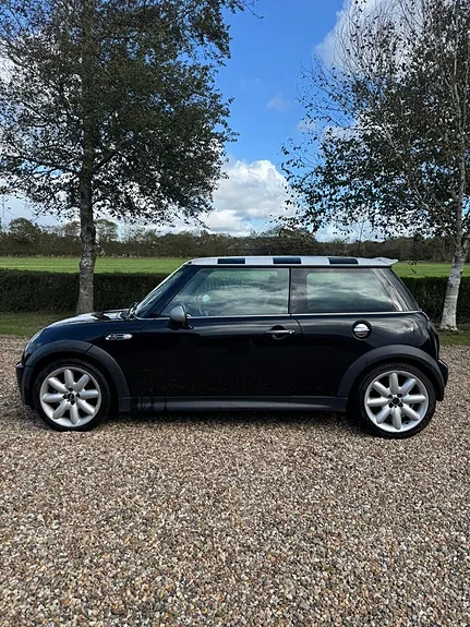 Mini Cooper S 2003 photo 2