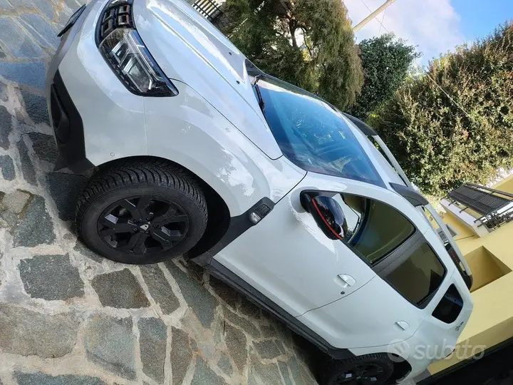 Dacia Duster 2022 photo 4
