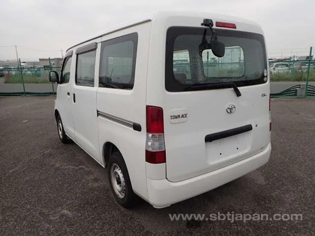 Toyota Townace Van Gl 2011 photo 3