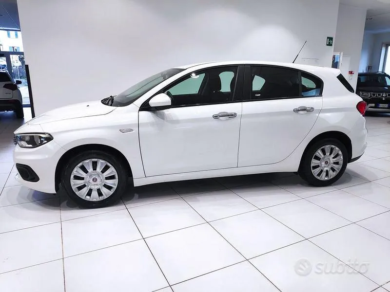 Fiat Tipo 2017 photo 2