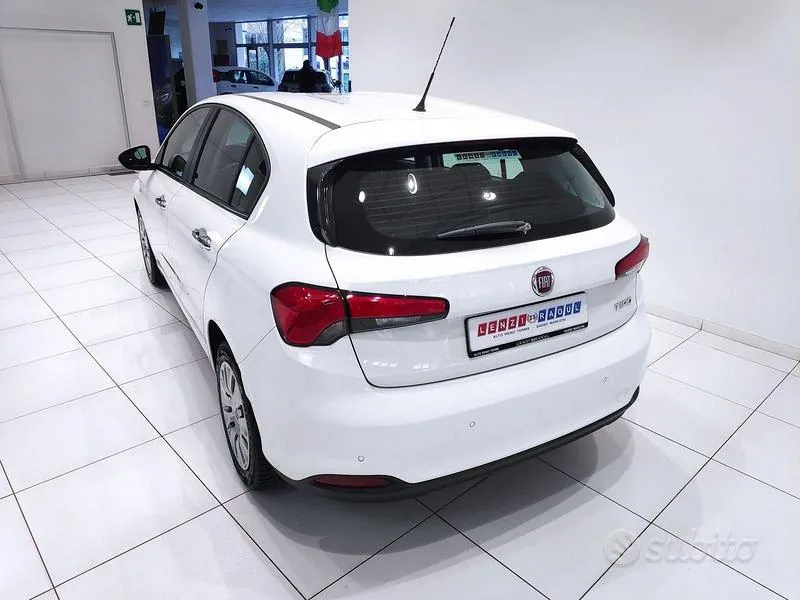 Fiat Tipo 2017 photo 3