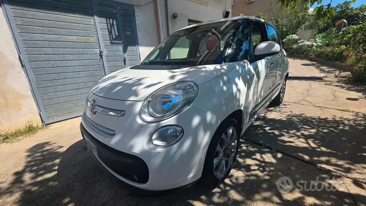 Fiat 500L 2013 photo 2