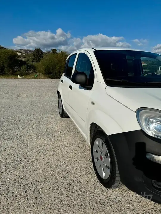 Fiat Panda 2013 photo 2