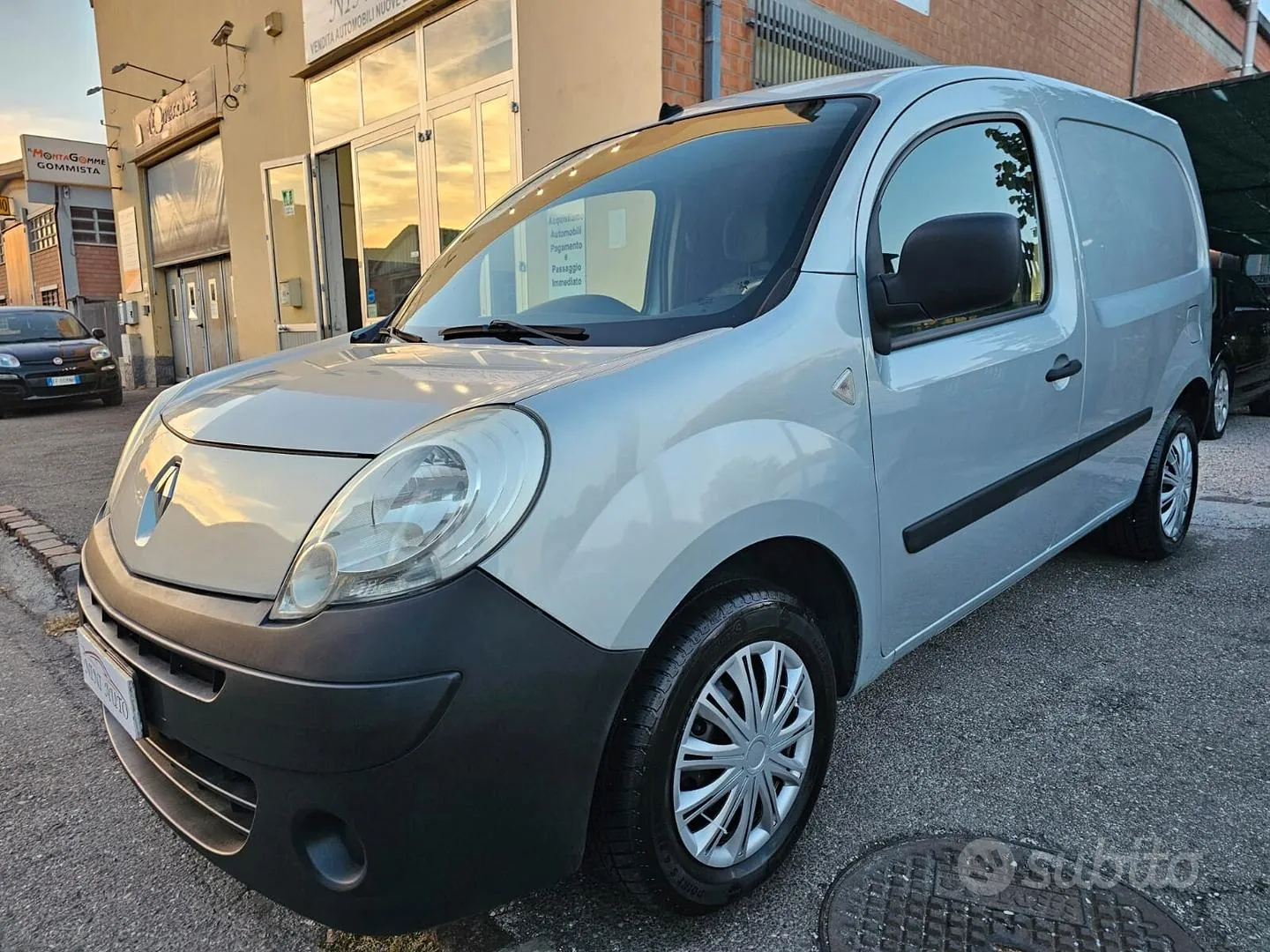 Renault Kangoo 2012 photo 2