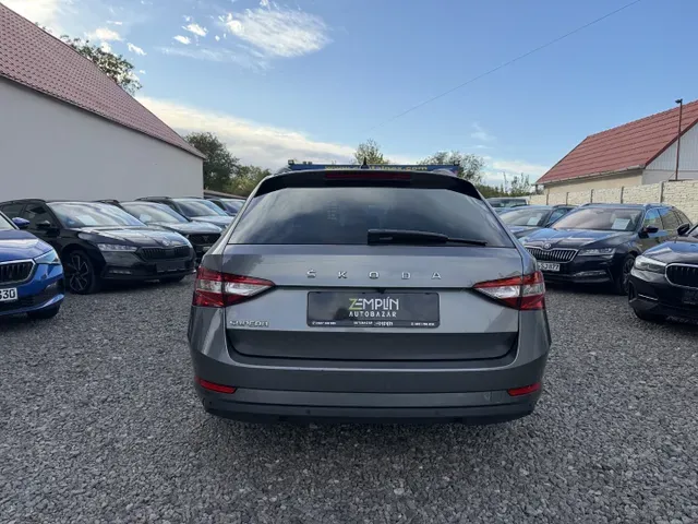 Skoda Superb 2022 photo 4