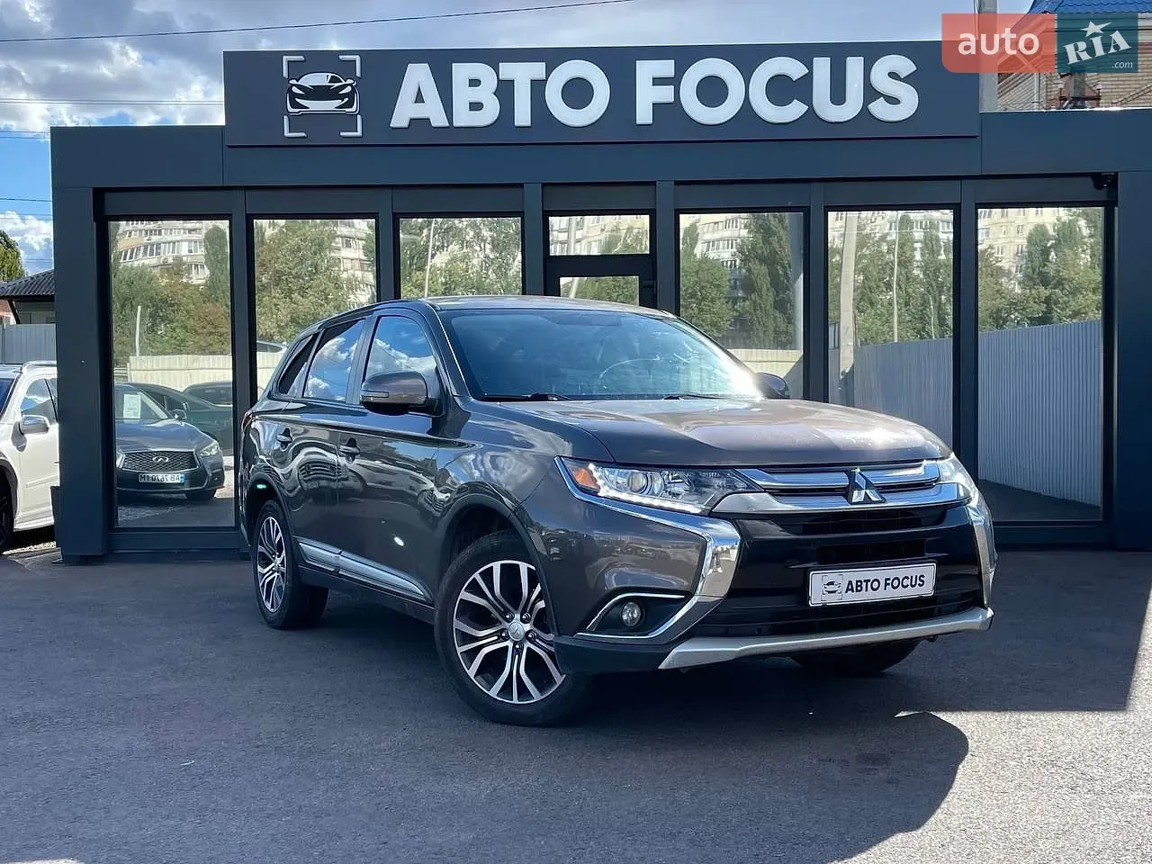 Mitsubishi Outlander