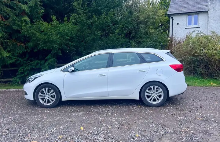 Kia Ceed 2014 photo 4