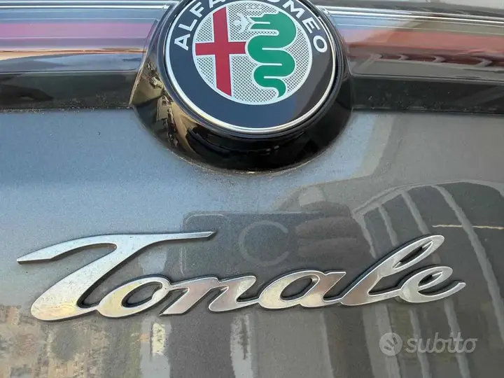 Alfa Romeo Tonale 2023 photo 2