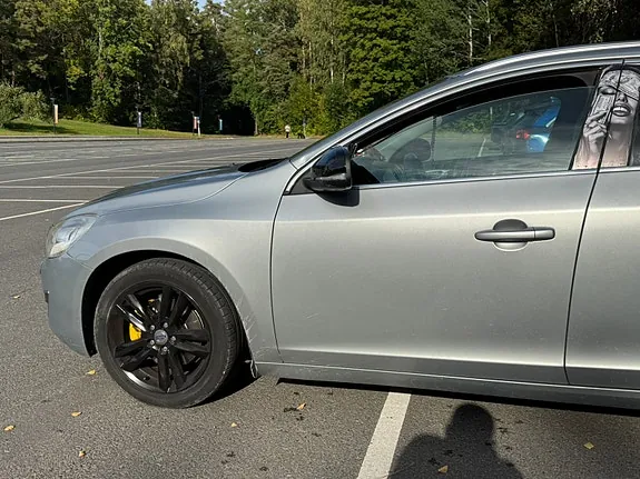 Volvo V60 2013 photo 4