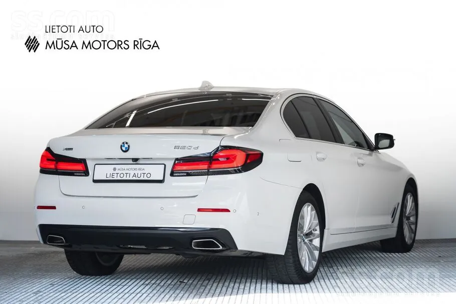 BMW 520 2022 photo 2