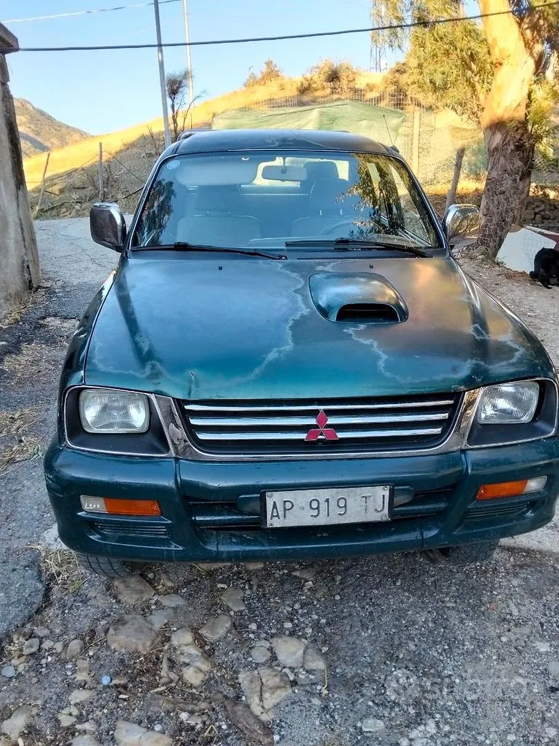 Mitsubishi L200 1997 photo 5