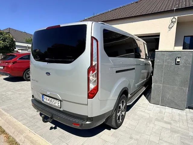 Ford Tourneo Custom 2021 photo 2